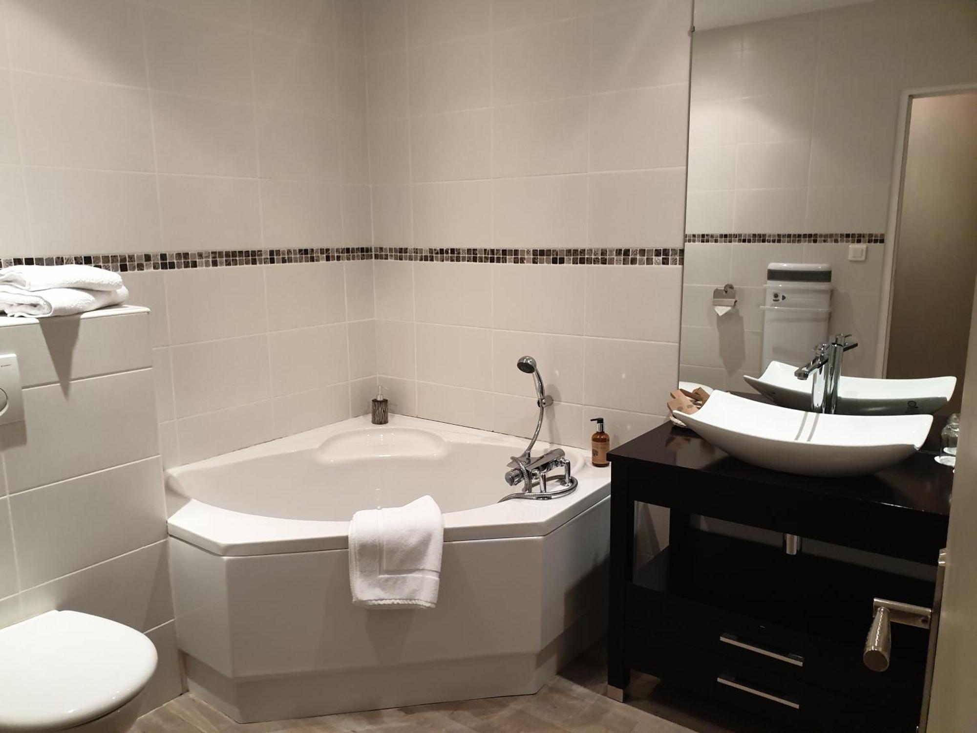 Hostellerie Belle Rive Gagnac-sur-Cere Exteriér fotografie